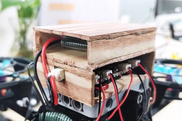 首次改造空陆两用的无人机,4个组件就搞定,小白也能学会! 首次改造空陆两用的无人机,4个组件就搞定,小白也能学会!