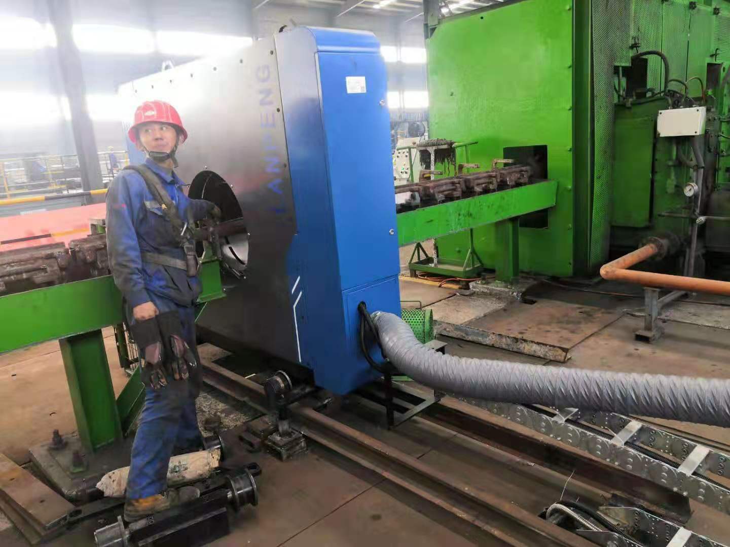 蓝鹏测控:棒材测径仪的工作原理及技术优势 蓝鹏测控:棒材测径仪的工作原理及技术优势