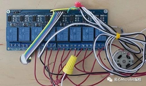 用Arduino打造会调酒的机器人 用Arduino打造会调酒的机器人