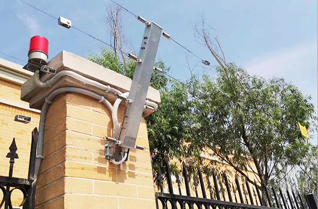 电子围栏厂家报价是怎么算的 电子围栏安装多少钱一米 