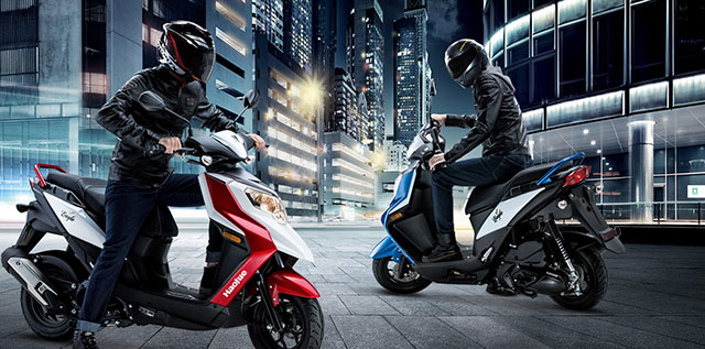 豪爵摩托车的大灯怎么拆 摩托车灯泡最大可以装多少瓦 