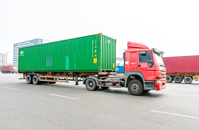 集装箱半挂车尺寸大全 集装箱式半挂车容积是多大 