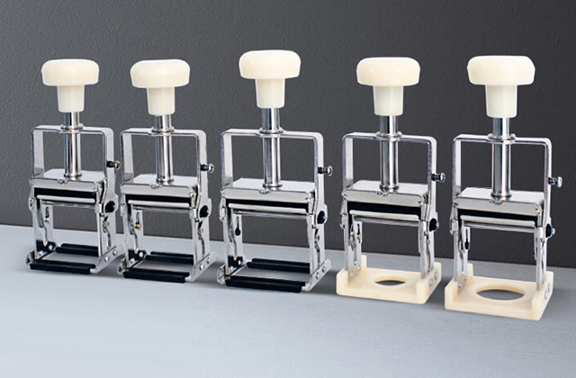 连续式喷码机墨线偏离的原因是什么 油墨喷码机墨线怎么调 