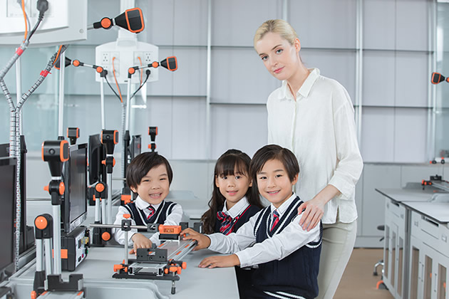 机器人课程几岁开始学比较好 参加机器人培训要注意什么 