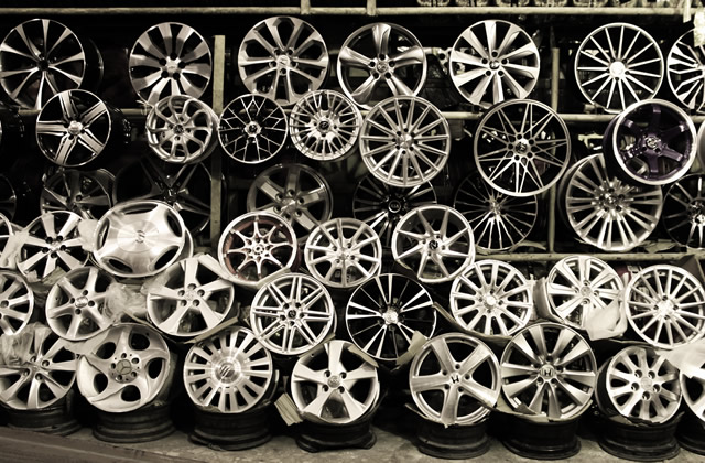 【汽车轮毂轴承坏了】汽车轮毂轴承故障诊断 汽车轴承坏的症状 