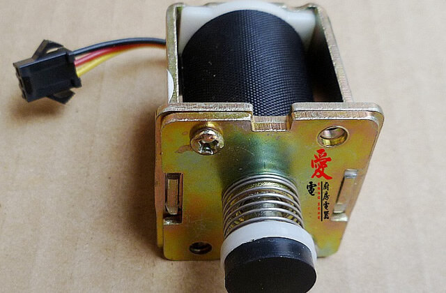 燃气灶电磁阀怎么换 燃气灶电磁阀的作用 