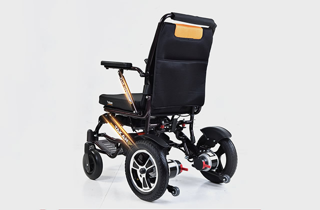 电动轮椅电池哪种好 电动轮椅有刷电机好还是无刷电机好 