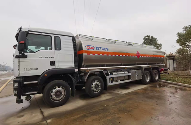 油罐车有蓝牌的吗 油罐车黄牌和蓝牌的区别是什么 