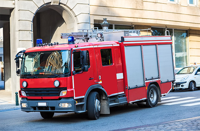 泡沫消防车适用于什么类火灾 泡沫消防车怎么使用 