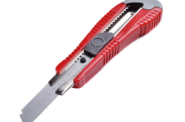 美工刀型号有哪些 美工刀怎么换刀片 