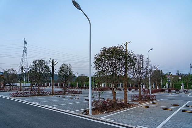 路灯杆的高度一般是多少 如何确定路灯杆高度 