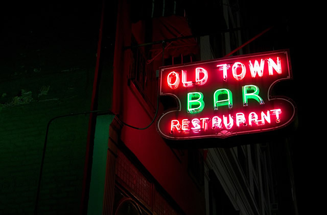 霓虹灯的结构和部件 霓虹灯的原理是什么 