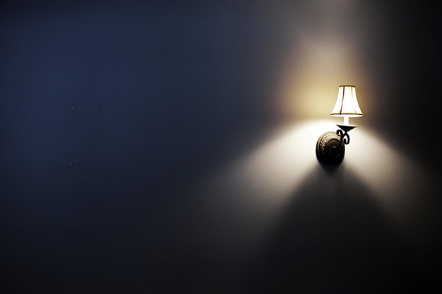 不同位置壁灯安装高度一般为多少 什么地方适合安装壁灯 