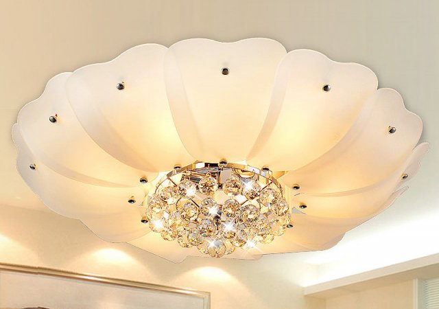 【水晶吸顶灯】巧妙选购水晶吸顶灯 水晶吸顶灯的安装要点 