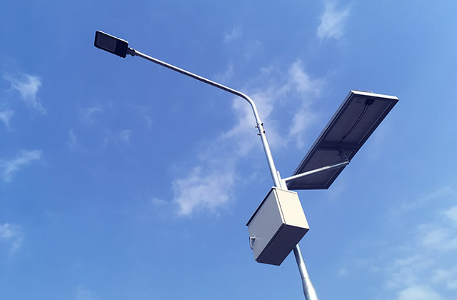 太阳能路灯的优点和缺点 太阳能路灯适合装在什么道路 