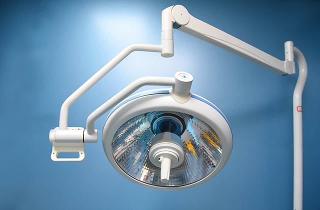 医用手术无影灯使用流程 使用LED手术无影灯需要注意哪些问题 