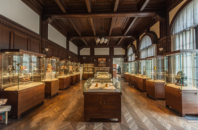 产品展示柜设计要考虑什么要素 设计产品展示柜的注意事项有哪些 