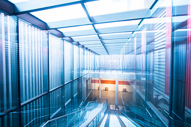 玻璃地板安全吗？铺玻璃地板好不好 