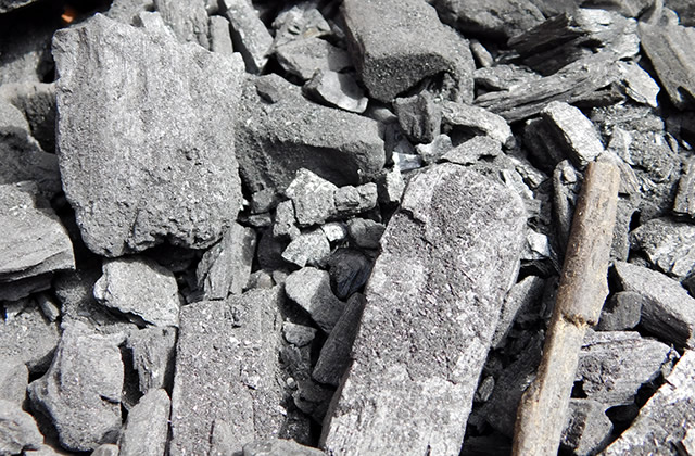 煤沥青是什么材料 煤沥青和石油沥青区别有哪些 