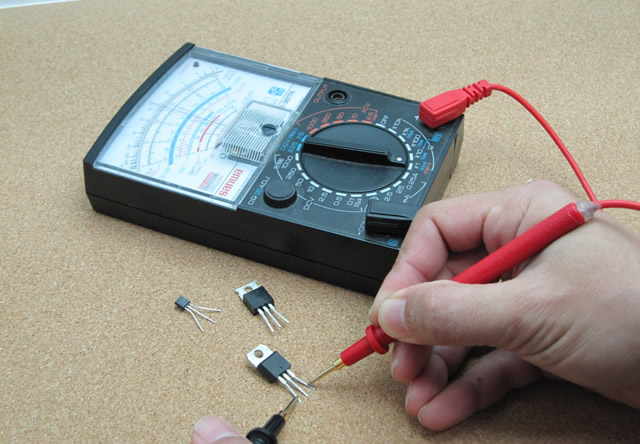 万用表结构有哪些 万用表上面的符号都代表什么意思 