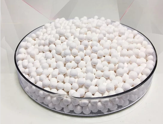 滴定冻干法制备氧化铝小球 